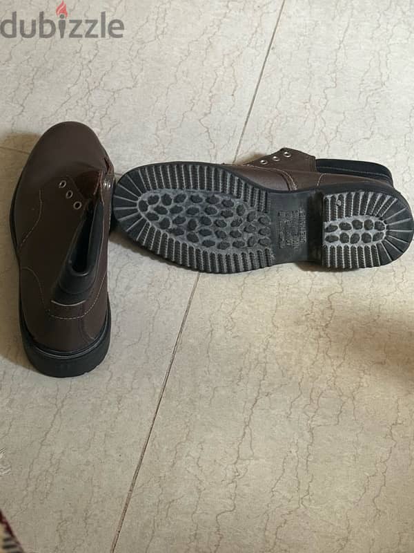 Redwing Safety Shoes - Size 44 2