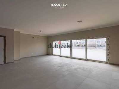 استلم فورا و بالتقسيط فيلا مستقلة للبيع متشطبة بالكامل تطل على البحر مباشرة في نايا باي راس الحكمة
