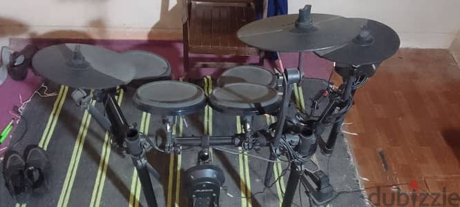 Alesis Drum Kit with Nitro Module