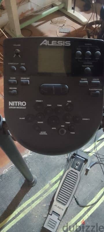 Alesis Drum Kit with Nitro Module 3
