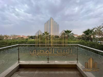 فيلا مستقله للايجار مفروش  مدينتى نموذج E تشطيبات خاصه فيو الجولف