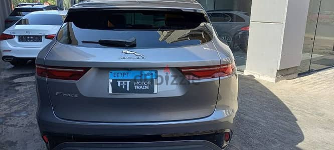 جاكوار إف بيس 2022