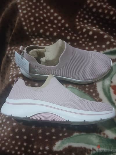 اسكتشر اصلي بينك بناتي skechers archfit مريح