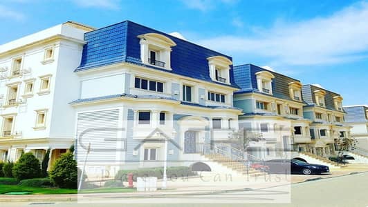 iVilla for sale in Garden Corner, Mountain View iCity Compound, New Cairo, Mountain Park phase, prime location overlooking water features