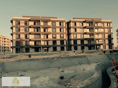 شقتك متشطبة فى قلب نيو زايد امام مطار اسفنكس مباشرة بمقدم 445.000 جنية و قسط شهرى 47 الف جنية