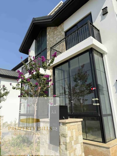 Villa at the old price immediate delivery for sale in Compound Mark Gardens