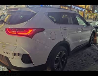 جيتور ليموزين ٧راكب موديل حديث للتوصيل بسائق والتنقلات الداخليه وزفات