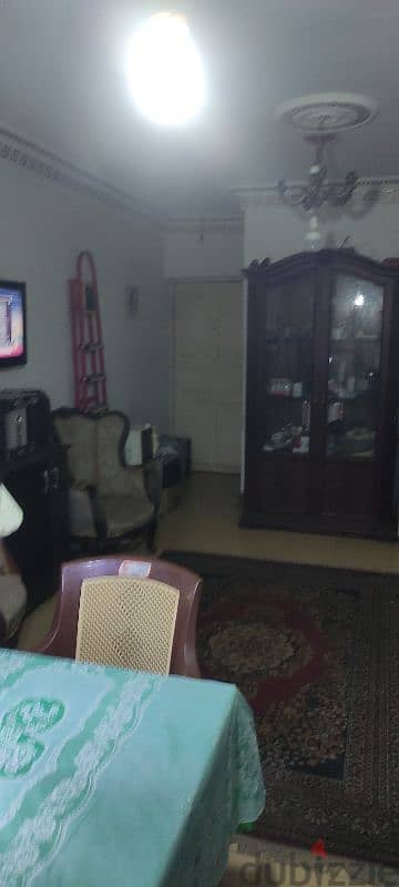 شقة بالتجمع الثالث
