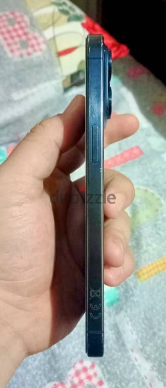 iPhone 15 pro max 256g 4