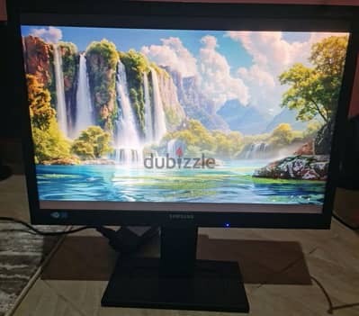 شاشة سامسونج 22 بوصة LED موديل SA450 تعمل DC 14V، حالة ممتازة