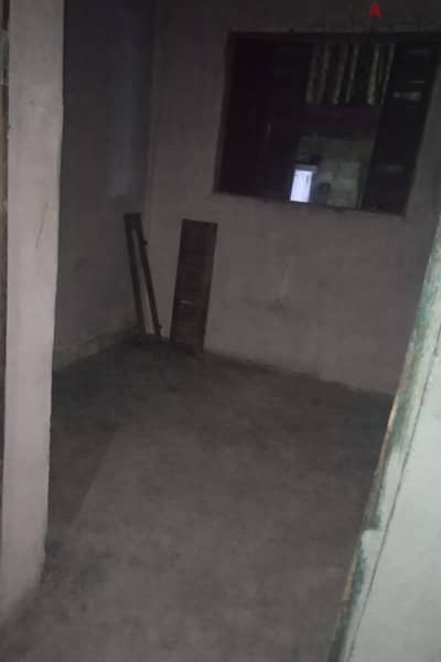 شقه ، ومحل في دور ارضي