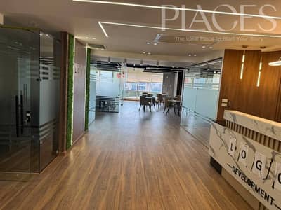 Invest in a prime location on South 90th Street: an administrative office for rent, ready for immediate use, with an area of 350 square meters. Invest in a prime location on South 90th Street: an administrative office for rent, ready for immediate use, with an area of 350 square meters.