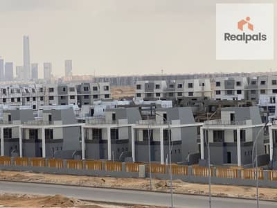 شقة للبيع بلوم فيلد  (120م) ,  فيو مميز , مرحلة  ليك سايد