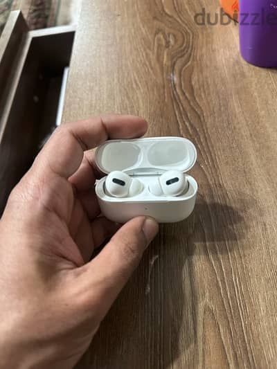 airpods pro 1st generation
