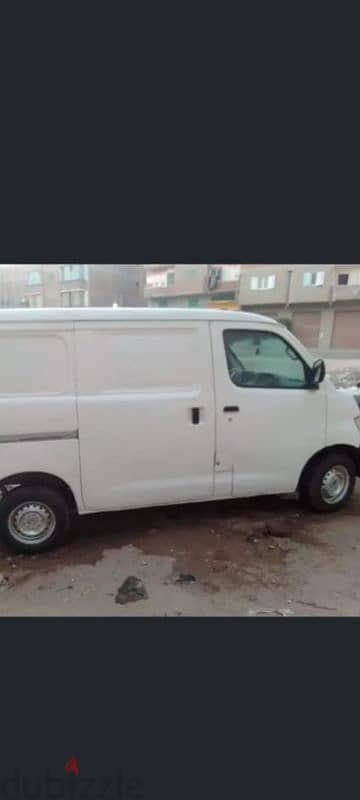 سياره ربع نقل للايجار