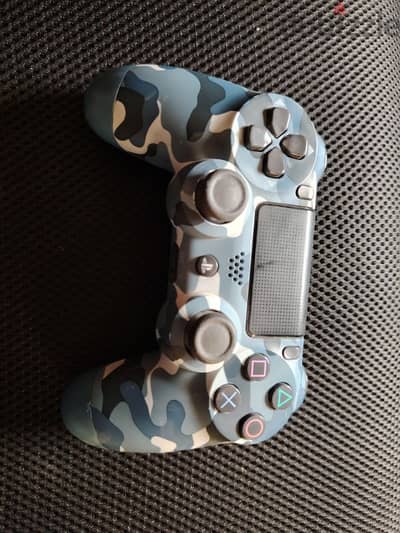 دراع بلايستيشن 4 برو اصلي للبيع  ps4 controller