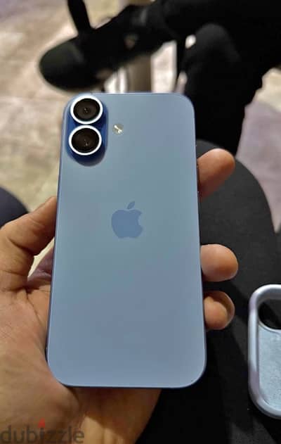 iPhone 17