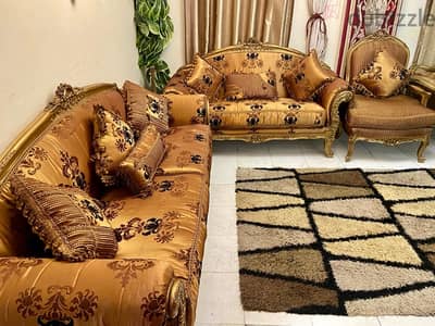 عدد ٢ صالون راقى وارد العالميه للاثاث حالتهم كالجديده