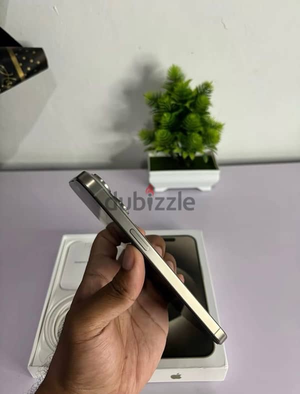 ايفون 15 Pro Max 4