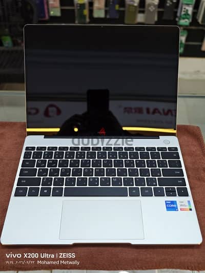 Huawei laptop mate book 13