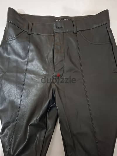 بنطلون جلد مقاس large من زارا zara