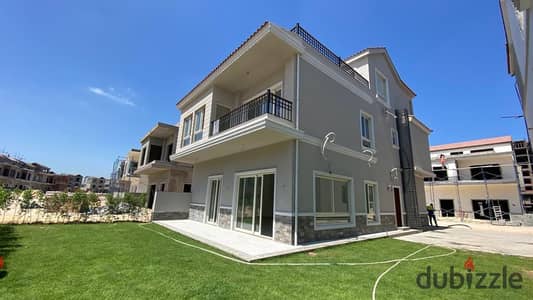 توين هاوس للبيع في سكاي لاين – سموحة – الإسكندرية 279م² – 4 غرف – 4 حمامات – كاش
