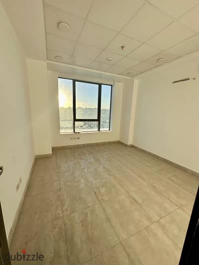 Clinic 46 Sqm For Sale Park Yard Mall Fully Finished With Ready To Move 6 October