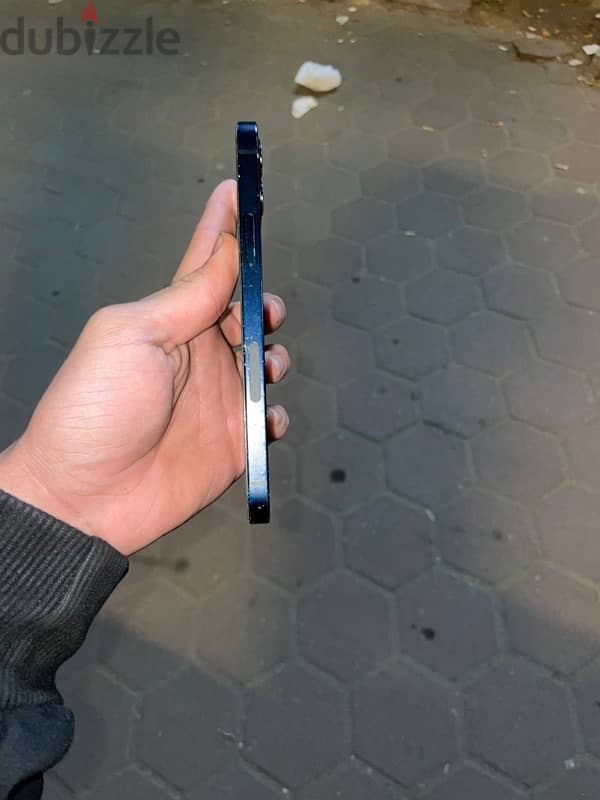 iPhone 12 2