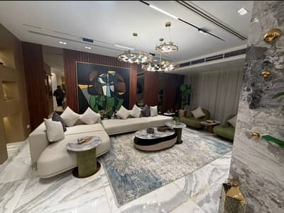 فيلا  550 متر بالفرش موقع مميز استلام فوري  ذا كراون بالم هيلز The Crown Palm Hills