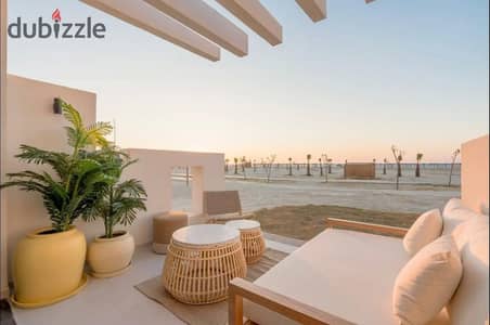 Immediately receive Twin chalet overlooking the lagoon directly in Dubai