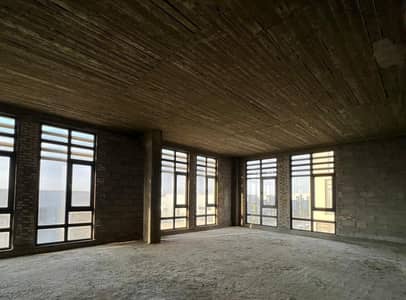 Administrative Office for Sale in Marakez Mindhaus Strip (New Cairo) !! corner and prime location