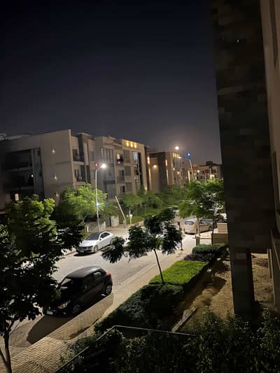 شقة للبيع استلام فوري 3 غرف باقل سعر في السوق في جاليريا ريزيدنس - التجمع الخامس  Galleria Residence