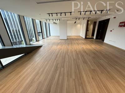 A prime administrative office space for rent in one of the best administrative complexes, EDNC suitable for companies