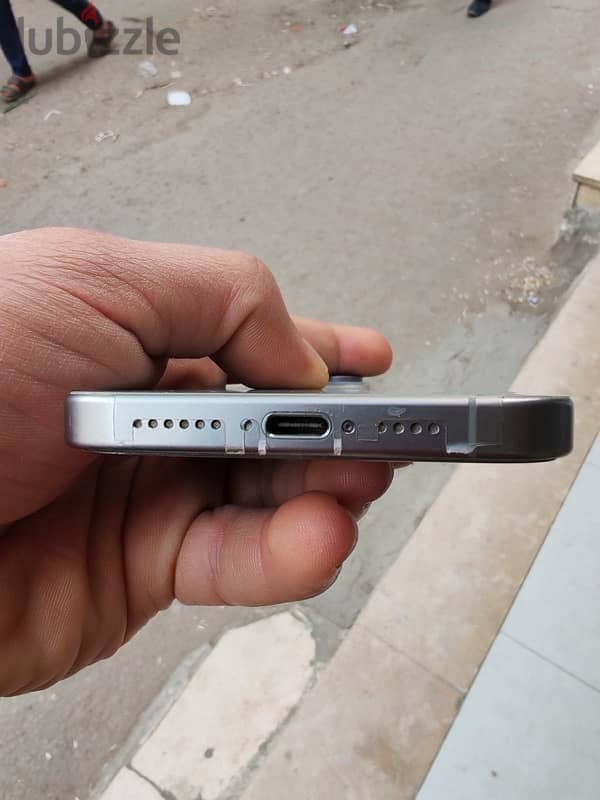 iPhone 15 pro max 8