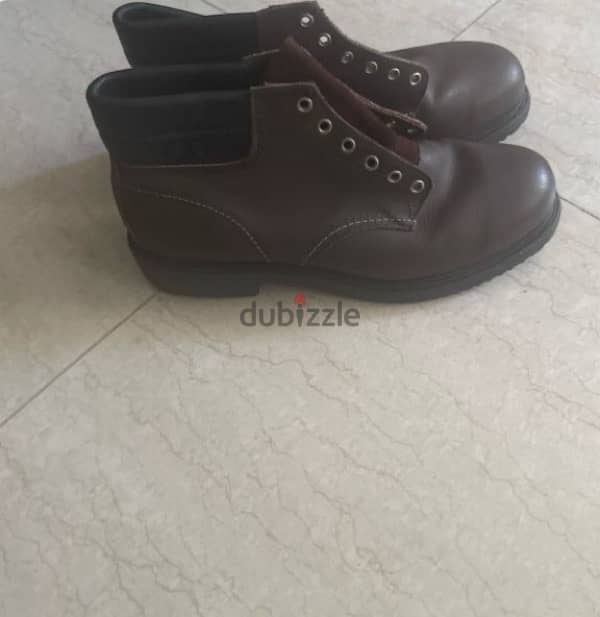 Redwing Safety Shoes - Size 44 4
