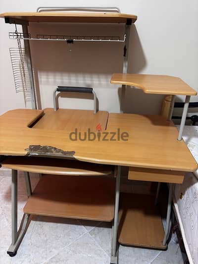 computer desk ترابيزة كمبيوتر السعر بالتفاوض