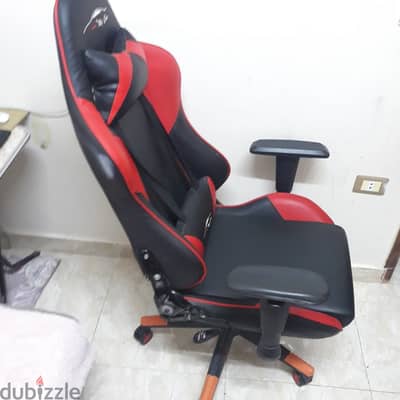 كرسي جيمينج مستعمل بحالة جيدة