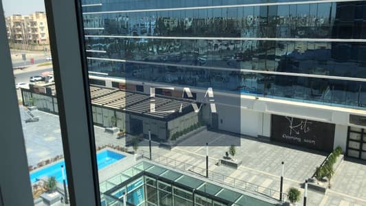 مكتب للإيجار بموقع مميز في Trivium Square – التسعين الشمالي