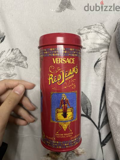 Versace perfume