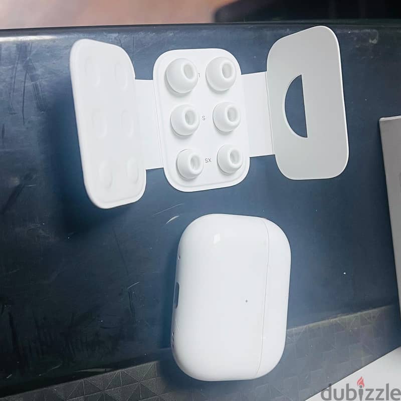 Apple original airpods pro 2 5