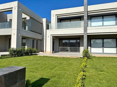 بموقع خيالي فيلا متشطبة بالكامل بسعر خاص للبيع في لافيستا راس الحكمة - الساحل الشمالي