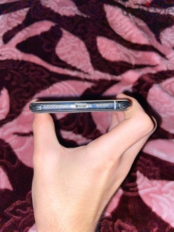 XS MAX 2