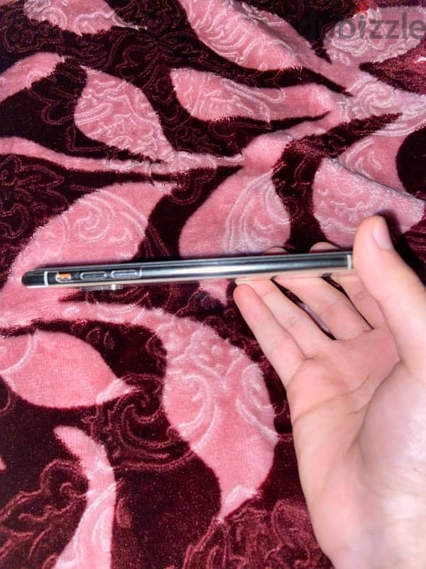 XS MAX 3