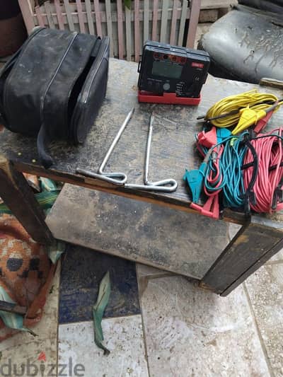 جهاز قياس مقاومة الأرض Earth tester