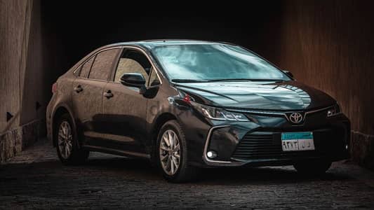 تويوتا كورولا ٢٠٢١ بسائق او بدون - Toyota Corolla 2021 For Rent