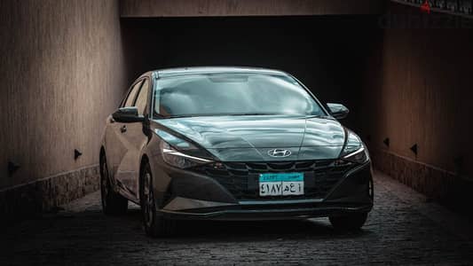 هيواندي الينترا ٢٠٢٢ للايجار بسائق او بدون - Hyundai Elantra CN7 2022