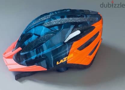 خوذة LAZER ( وارد الإمارات )