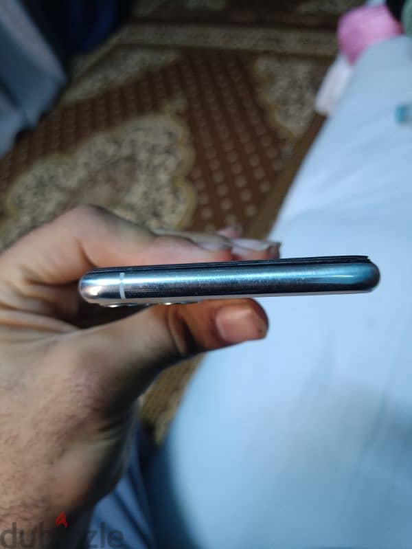 iPhone 11 Pro Max 5