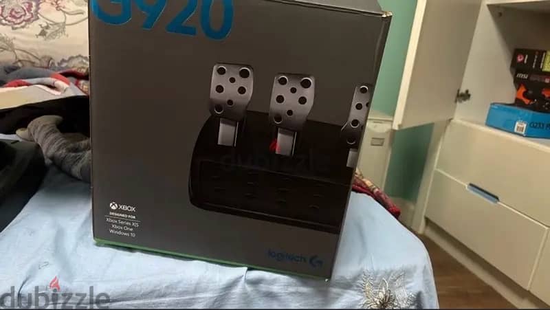 Logitech G920 steering wheel - Xbox 5
