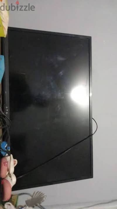 شاشه ATA 32 بوصة بحالة جيدة